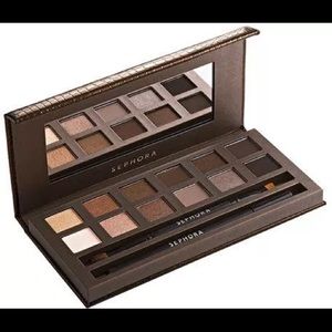 Brand New-makeup palette ft natural shades.